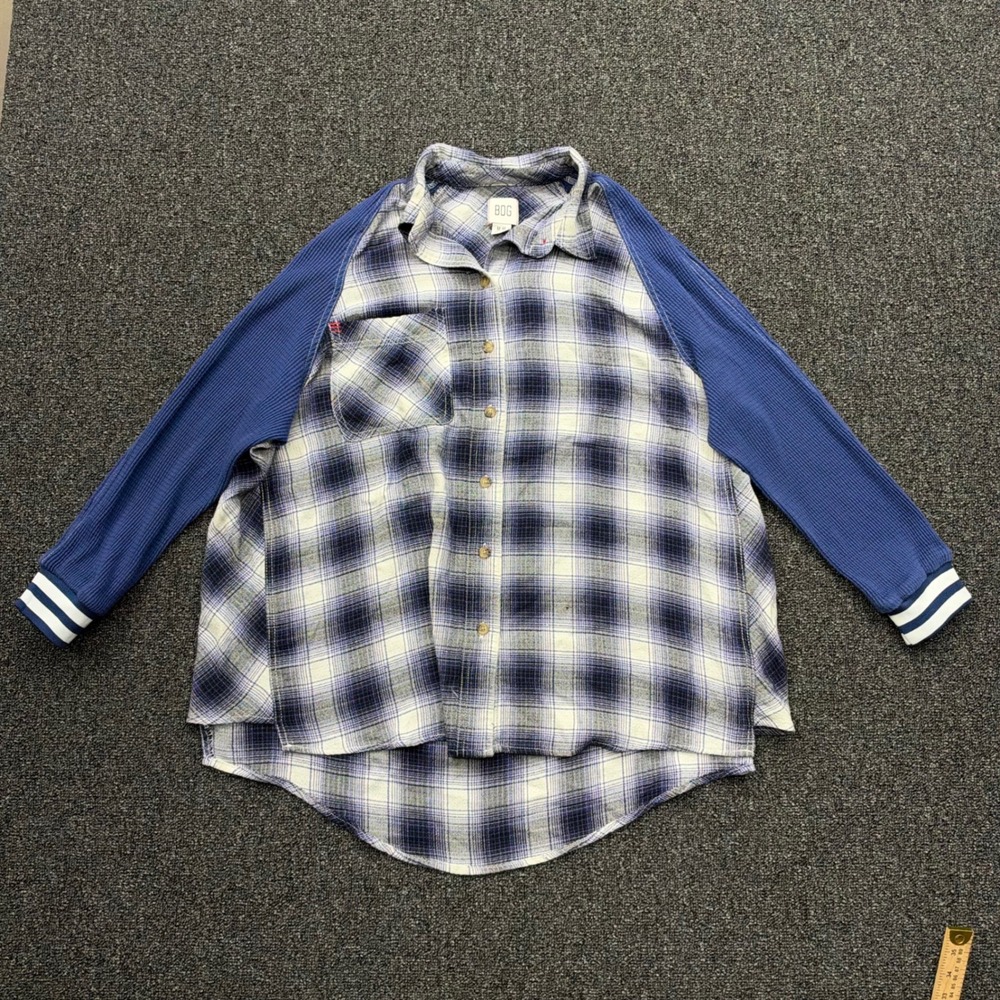 BDG Plaid Flannel Waffle Knit Sleeve Shirt Womens M Blue Good indie layering